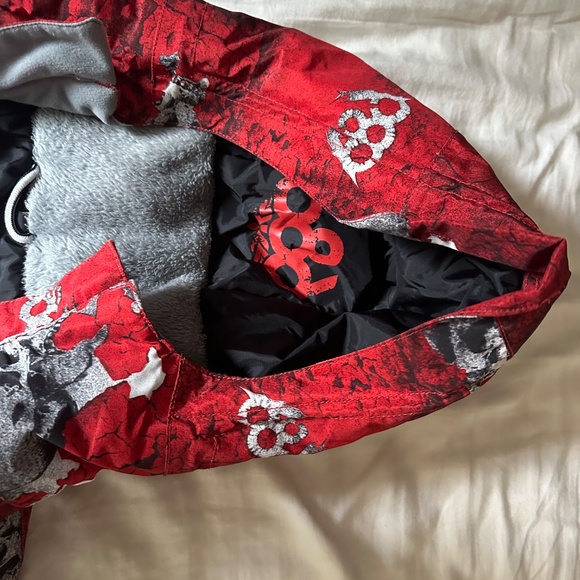 686 Youth Snowboarding jacket - Picture 4 of 5